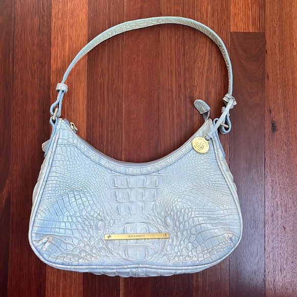 BRAHMIN light blue crocodile embossed leather shoulder bag - Picture 1 of 9